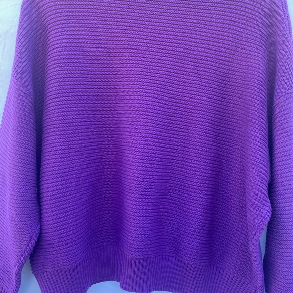 Sweater - Picture 10 of 10